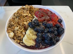 Antioxidant smoothie bowl at Fruitive - Conn Ave in Washington