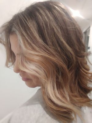 Bold Money Piece + Blending Balayage  at Verte Salon & Scalp Spa in San Diego