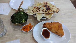 Palak paneer, butter naan. at Pardesi Vaishno Dhaba in Dandenong