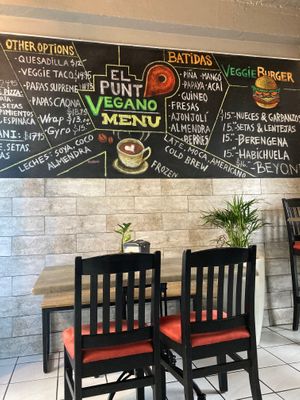  at El Punto Vegano in Catano