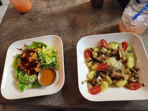  at El Punto Vegano in Catano