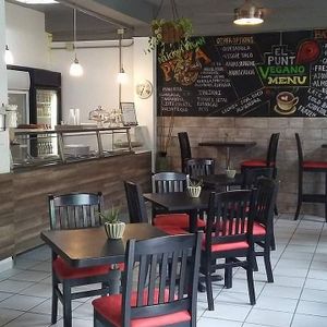 Acogedor at El Punto Vegano in Catano