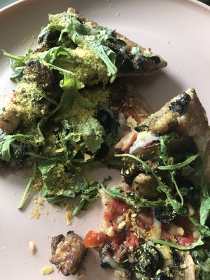 I added some nutritional yeast to my slices   at Uncle Maddio's Pizza in High Point