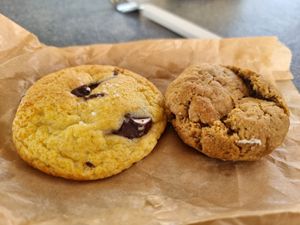 Cookies at Foxy Factory in Villefranche-sur-saone