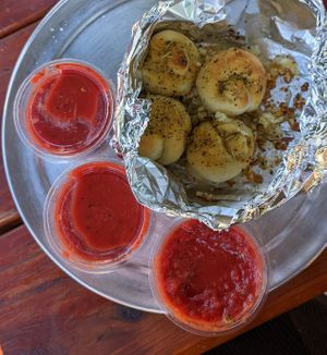 Garlic knots at Sizzle Pie in Reno