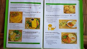 more info at www.the-vegan-travelers.com at Papa's  in Kampot