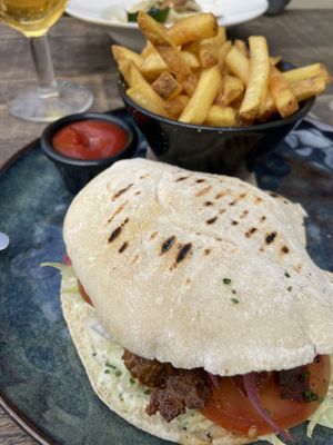   at The Roundhill in Brighton