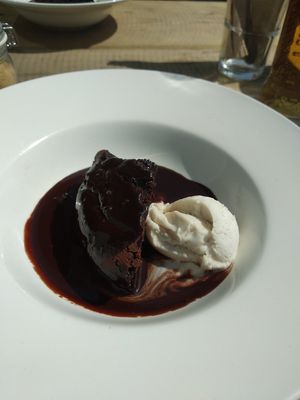 Chocolate Brownie at The Roundhill in Brighton