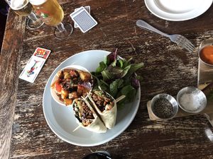 ‘Duck’ wrap. at The Roundhill in Brighton