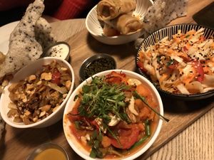 Thai Sharing Platter 👌 at The Roundhill in Brighton