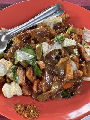 flat noodle with dark soy saucee  at Ying Ying's Kitchen in Koh Phangan