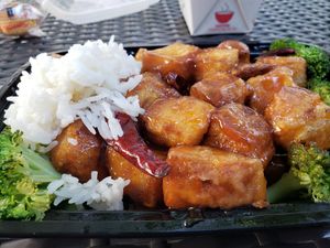 General Tso "Chicken" at Unit Su Vege in Philadelphia