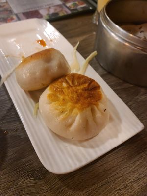 Pan fried vegetable buns at Unit Su Vege in Philadelphia