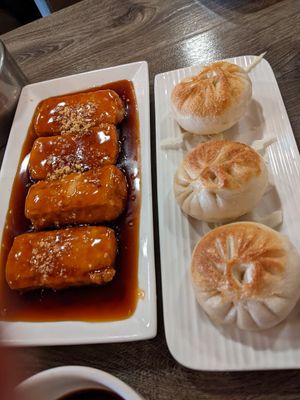  at Unit Su Vege in Philadelphia