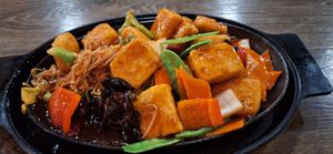  at Unit Su Vege in Philadelphia