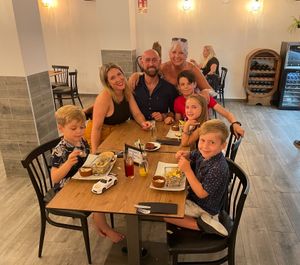 Family dinner at The Hen's Teeth in Alicante