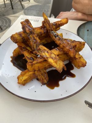   at The Hen's Teeth in Alicante