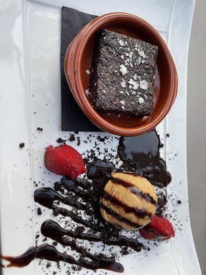   at The Hen's Teeth in Alicante