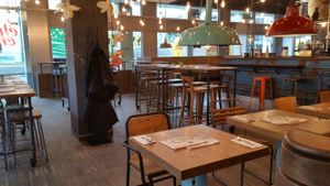 Interior at Cha Cha Thai in Zug