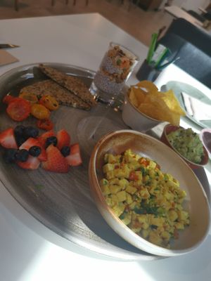 Vegan breakfast at Leen's in Abu Dhabi