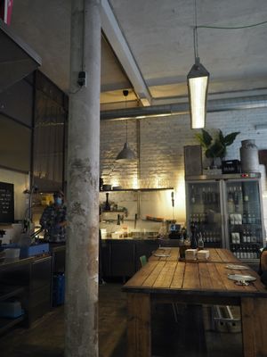 Very cozy atmosphere at Pizza Posta in Madrid