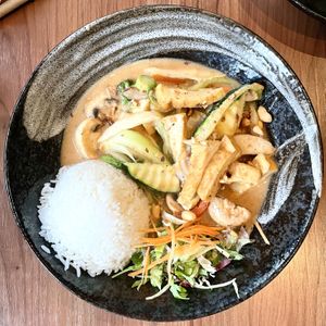 Curry   at Feel Seoul Good in Berlin