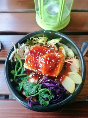 Veganes Bibimbap at Feel Seoul Good in Berlin
