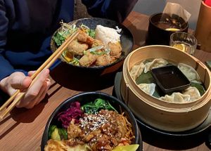 Bibimbap B2 & V6 & Mandu   at Feel Seoul Good in Berlin