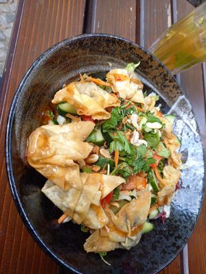 A2 Reisnudelsalat mit Wantan at Feel Seoul Good in Berlin