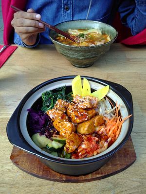 Tempeh bibimbap + udon noodles at Feel Seoul Good in Berlin