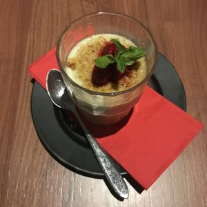 Creme Brûlée  at Feel Seoul Good in Berlin