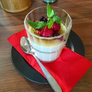 Matcha Creme Brûlée  at Feel Seoul Good in Berlin