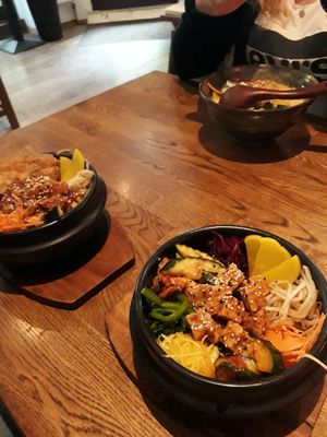 Delicious Bowls with Tempeh or Soy Meat under 10 Euro at Feel Seoul Good in Berlin