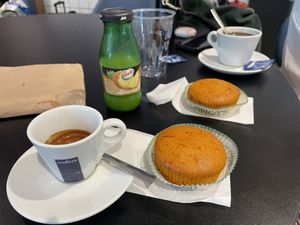 vegan carrot cake and coffee + juice breakfast deal   at CIA - Mokā Cafē - T1 in Ciampino