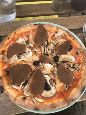 pizza jambon at Happiz - Monge in Paris