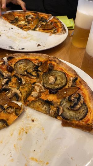 Vegan salami pizza with vegan mozzarella  at Happiz - Monge in Paris