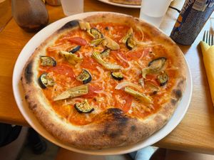 Potagere Pizza at Happiz - Monge in Paris