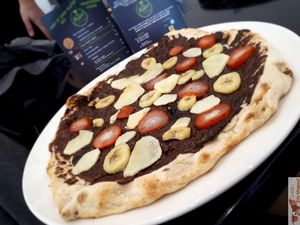 My Dessert Pizza at Happiz - Monge in Paris