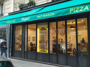 Outside at Happiz - Monge in Paris