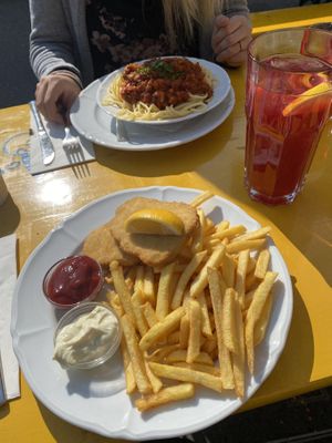 Spaghetti Bolognese // Vegi Schnitzel & French Fries  at Hirscheneck in Basel
