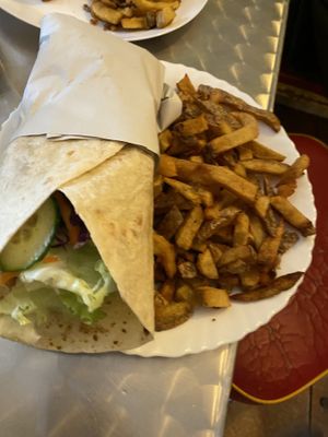 Hutong wrap  at Yoyo Foodworld in Berlin