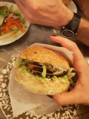 "Fish" burger at Yoyo Foodworld in Berlin