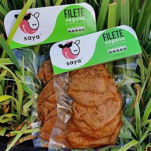 Vegan steaks at Mr. Tofu - Avelo Market in Puebla