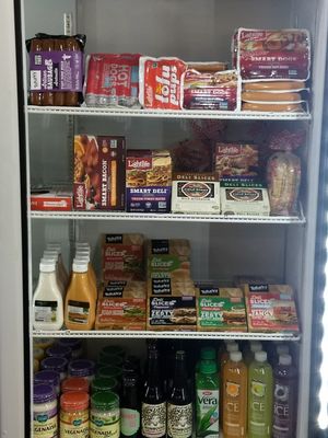 Cremas, salchicjas, jamones, tocino, chorizo, peperoni y mucho mucho más, todo VEGANO at Mr. Tofu - Avelo Market in Puebla