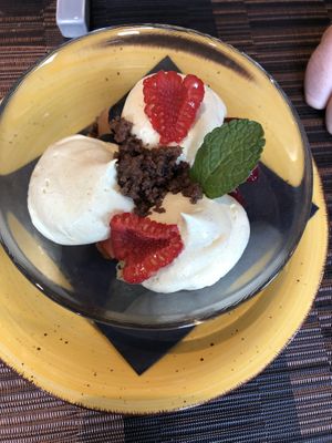 Cremoso alla frutta con crumble at GingerGi in Padua