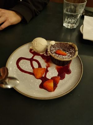 Lava Cake (was nothing crazy) at Plain in Vienna