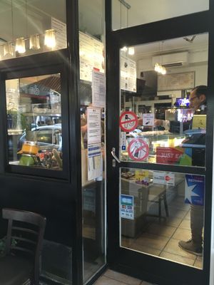 Porte d’entree  at Lina Restaurant in Paris