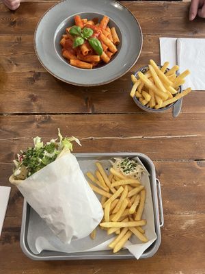 Pasta al Pomodoro, and Chikn Kebab (bit spicy)  at Vegano in Newcastle Upon Tyne
