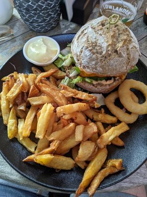 Tasty burger at Focus Foodbar in Tilburg