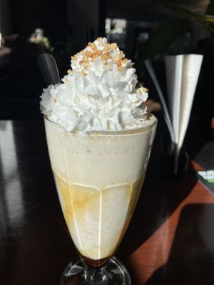 Peanutbutter caramel mylkshake (soo good!) at Focus Foodbar in Tilburg